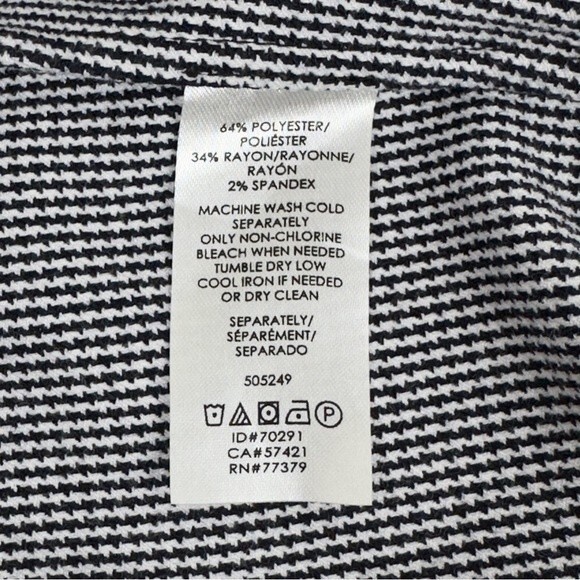 Ann Taylor Structured Black & White Back Zip Blouse - Size M - EUC - Picture 8 of 9